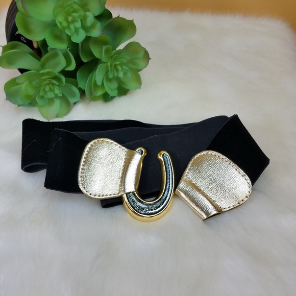 Vintage Accessories - Vintage plus stretchy black velvet horseshoe belt Vintage Accessories - Vintage plus stretchy black velvet horseshoe belt